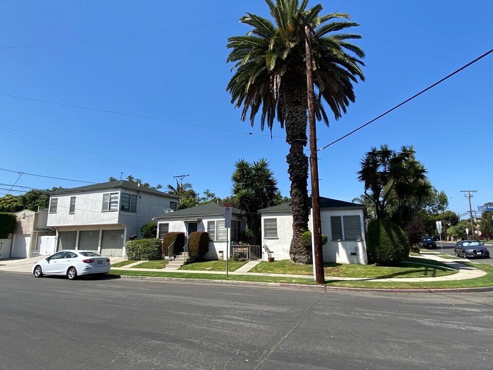 1101 Van Buren Ave in Venice, CA - Building Photo