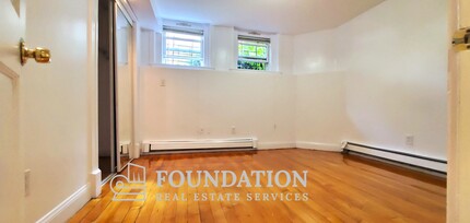 140 Sutherland Rd in Boston, MA - Foto de edificio - Building Photo