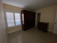 455 S Pine Island Rd, Unit 305C in Plantation, FL - Foto de edificio - Building Photo