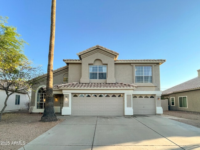 property at 4645 E Kelly Dr
