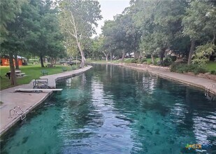 507 Lakeview Blvd in New Braunfels, TX - Building Photo - Building Photo