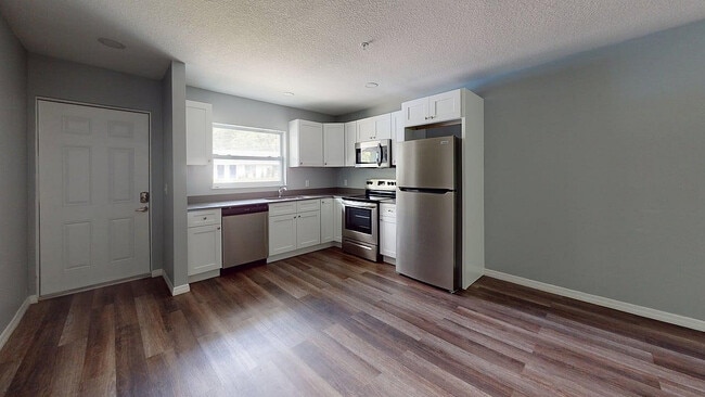 Sunny Creek Apartments in Brooksville, FL - Foto de edificio - Building Photo