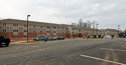 Eno Haven Apartments in Hillsborough, NC - Foto de edificio - Building Photo