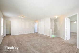 10305 Kings Gap Way in Clermont, IN - Foto de edificio - Building Photo