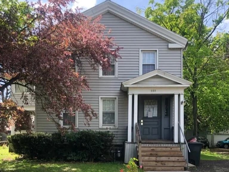 625 W Church St, Unit 1 in Elmira, NY - Building Photo