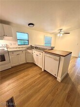 200 Sugarloaf Ln in Naples, FL - Building Photo - Building Photo
