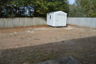 123 Oak Terrace Dr in Crestview, FL - Building Photo - Building Photo