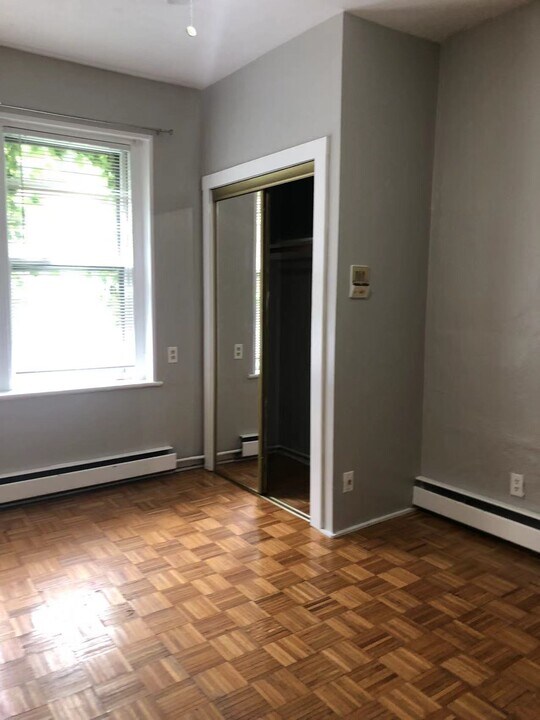 39 Anderson St, Unit 10L in Boston, MA - Building Photo