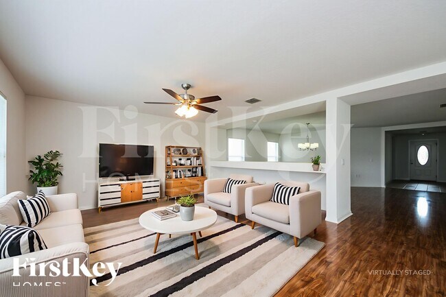 4457 Philadelphia Cir