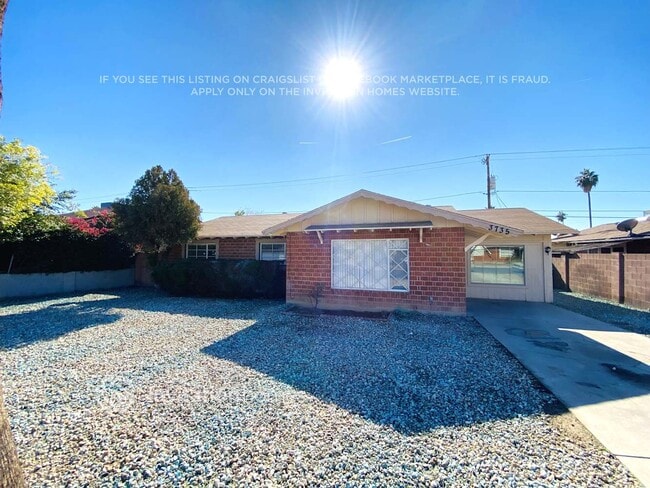 property at 3735 W Rose Ln