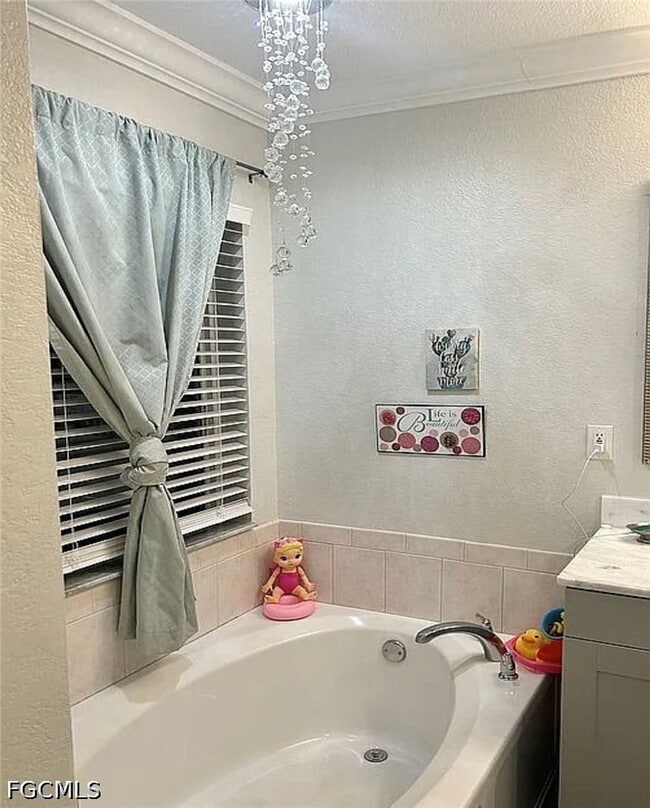 221 NW 3rd Pl in Cape Coral, FL - Building Photo - Building Photo