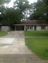 1767 Peck Dr in Baton Rouge, LA - Building Photo