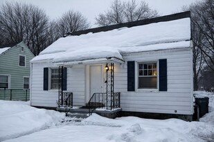 508 River Rd in Rome, NY - Building Photo