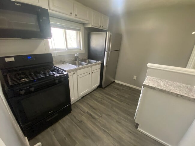 1011 N Ripley St in Davenport, IA - Building Photo - Building Photo