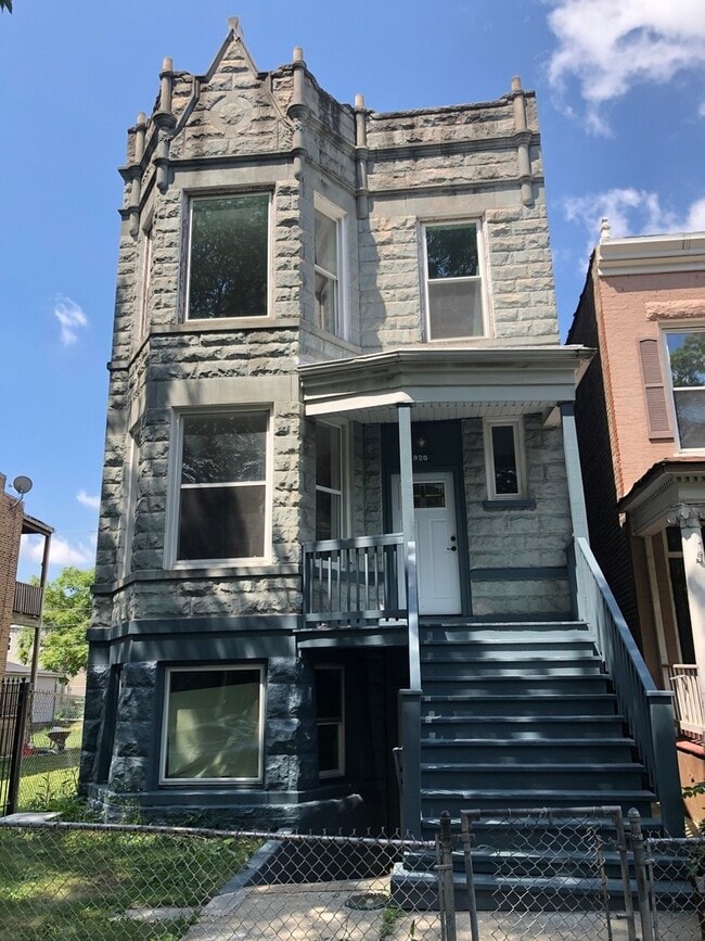 property at 1920 S Spaulding Ave