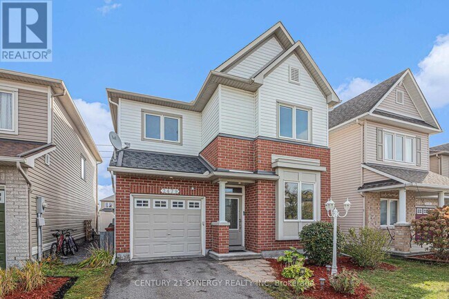 2479 Esprit Dr in Ottawa, ON - Building Photo - Building Photo