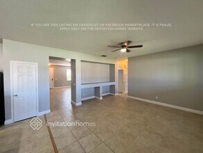 1866 SE Berkshire Blvd in Port St. Lucie, FL - Foto de edificio - Building Photo