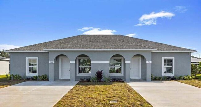 336 Caen Ct in Kissimmee, FL - Building Photo - Building Photo
