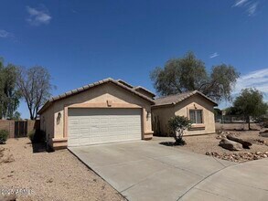 12502 W Charter Oak Rd in El Mirage, AZ - Foto de edificio - Building Photo