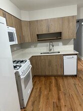 921 Sunset Ridge Dr in Woodstock, IL - Building Photo - Building Photo