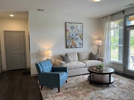 5102 Aldersgate Dr in Hilliard, OH - Building Photo