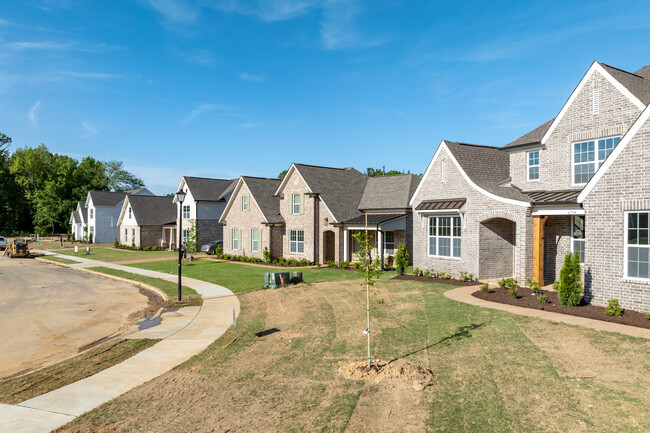 Cherokee Ridge in Olive Branch, MS - Foto de edificio - Building Photo