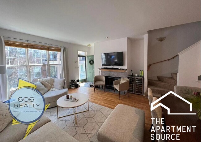 property at 220 W Scott St