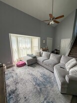 104 Rumsey Pl in Westmont, IL - Building Photo