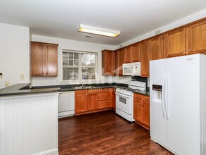 11728 Rainy Bend Dr in Huntersville, NC - Building Photo - Building Photo