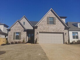 360 Green Willow Dr in Oakland, TN - Building Photo