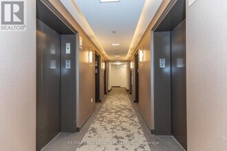 30 Shore Breeze Dr in Toronto, ON - Building Photo - Building Photo