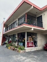 Chestnut Apartments in Los Angeles, CA - Building Photo - Building Photo