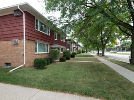 513 N Midvale Blvd, Unit #2 in Madison, WI - Building Photo