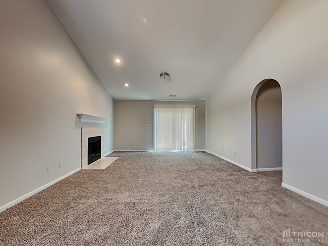 1224 Stradford Ct in Greenwood, IN - Building Photo - Building Photo