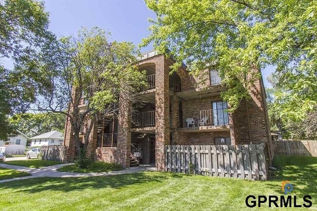 1940 Dudley Street in Lincoln, NE - Building Photo - Building Photo