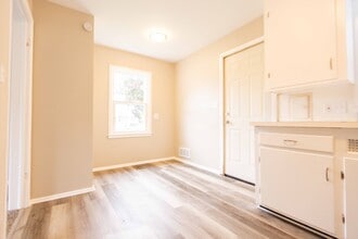 3725 Watson Ave, Unit 3725 Watson Ave in Toledo, OH - Building Photo - Building Photo