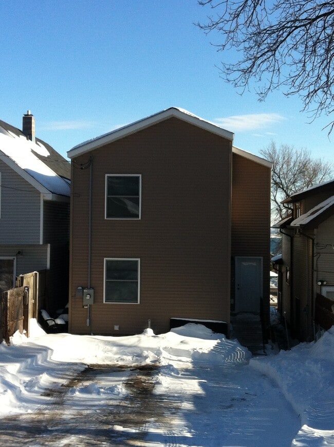 1111 East 9th Street, Unit 1111 E. 9th St. in Duluth, MN - Building Photo - Building Photo