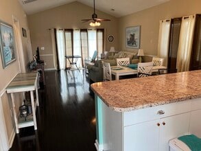3931 Gladiola Ct, Unit 304 in Myrtle Beach, SC - Building Photo - Building Photo