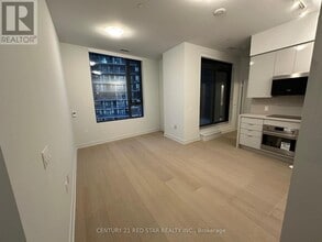 2920 Hwy 7 in Vaughan, ON - Building Photo - Building Photo