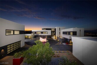 750 Dragon Ridge Dr in Henderson, NV - Building Photo - Building Photo