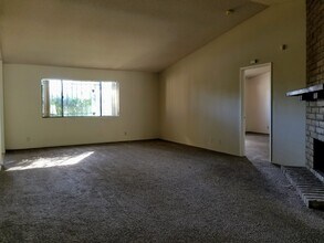 567 N Hermosa Dr in Palm Springs, CA - Building Photo - Building Photo