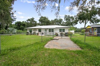 1377 Spg Gdn Ave S in DeLand, FL - Building Photo - Building Photo
