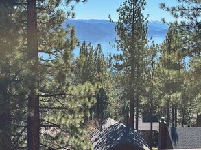 871 Tyner Way in Incline Village, NV - Building Photo - Building Photo