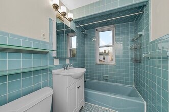 21 Everdean St, Unit 2 in Boston, MA - Foto de edificio - Building Photo