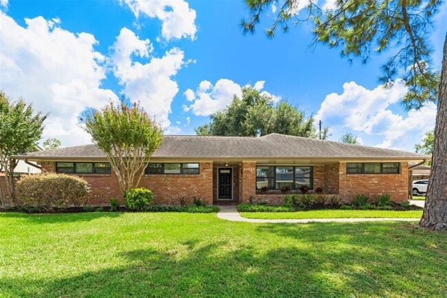 property at 10825 Willowisp Dr