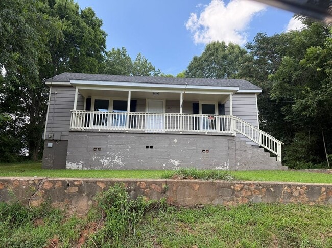 property at 607 Flynn St