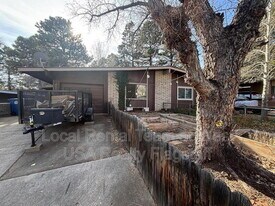 4513 E Hollygreen Rd in Flagstaff, AZ - Building Photo