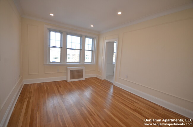 107 Kilsyth Rd, Unit 28 in Boston, MA - Building Photo - Building Photo