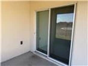 1792 Henin Cir in Tavares, FL - Building Photo - Building Photo