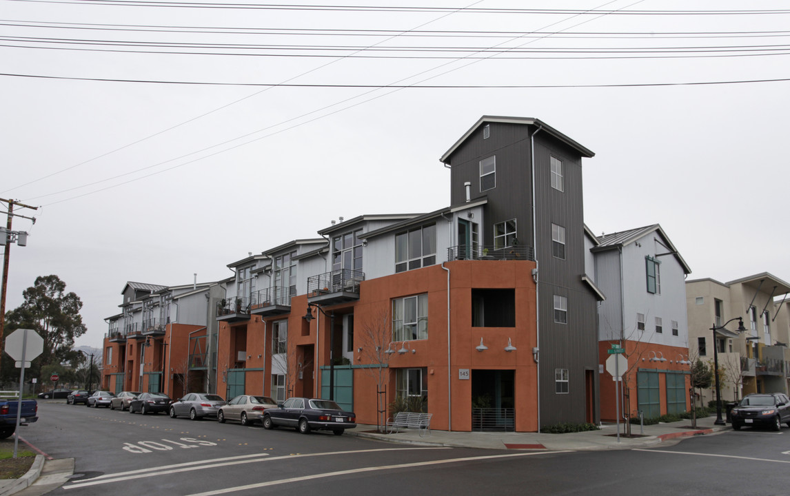 401 2nd St in Petaluma, CA - Building Photo